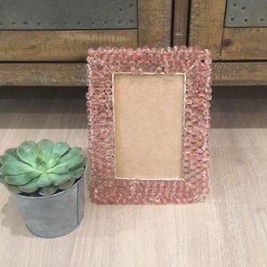 🛍 • HP  🎉 • Feminine Pink Bubble Picture Frame